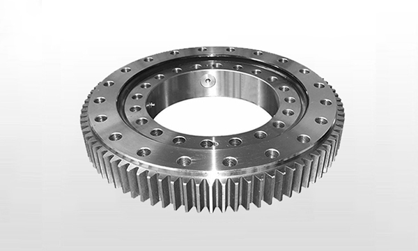 起重機(jī)回轉(zhuǎn)支承如何保養(yǎng)？